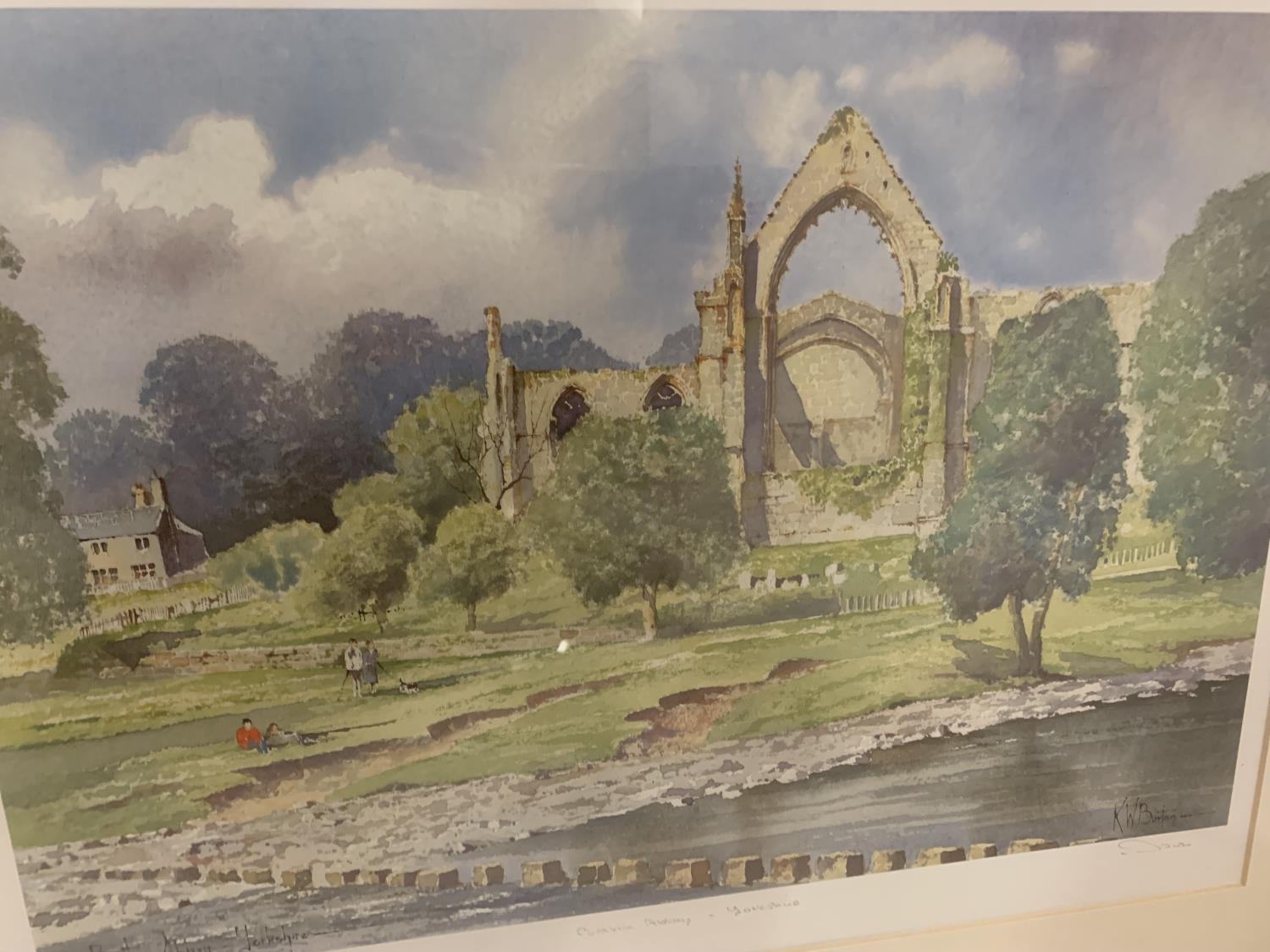 A FRAMED LIMITED EDITION PICTURE OF BOLTON ABBEY YORKSHIRE 620/740 - Bild 3 aus 6