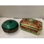 AN ORNATE LIDDED JEWELLERY BOX AND A FURTHER LIDDED TRINKET BOWL