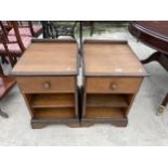 A PAIR OF MODERN OAK BEDSIDE LOCKERS