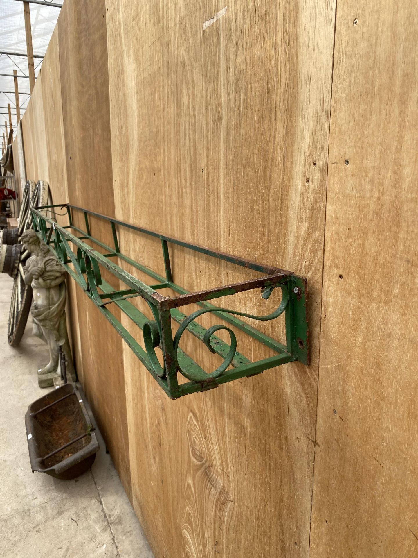 A VINTAGE CAST IRON WINDOW BOX (L:228CM W:23CM D:15CM) - Image 4 of 5