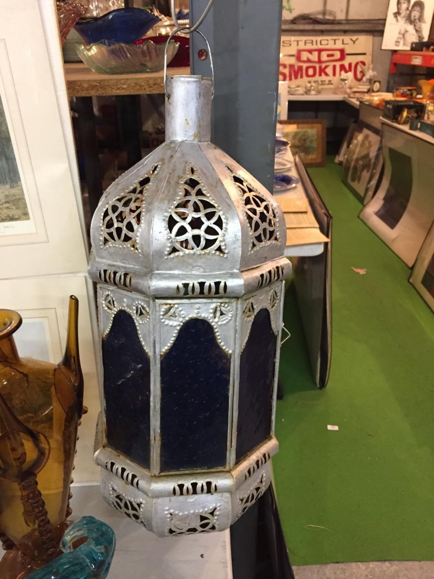 A HANGING LANTERN WITH BLUE WINDOWS - Image 2 of 4