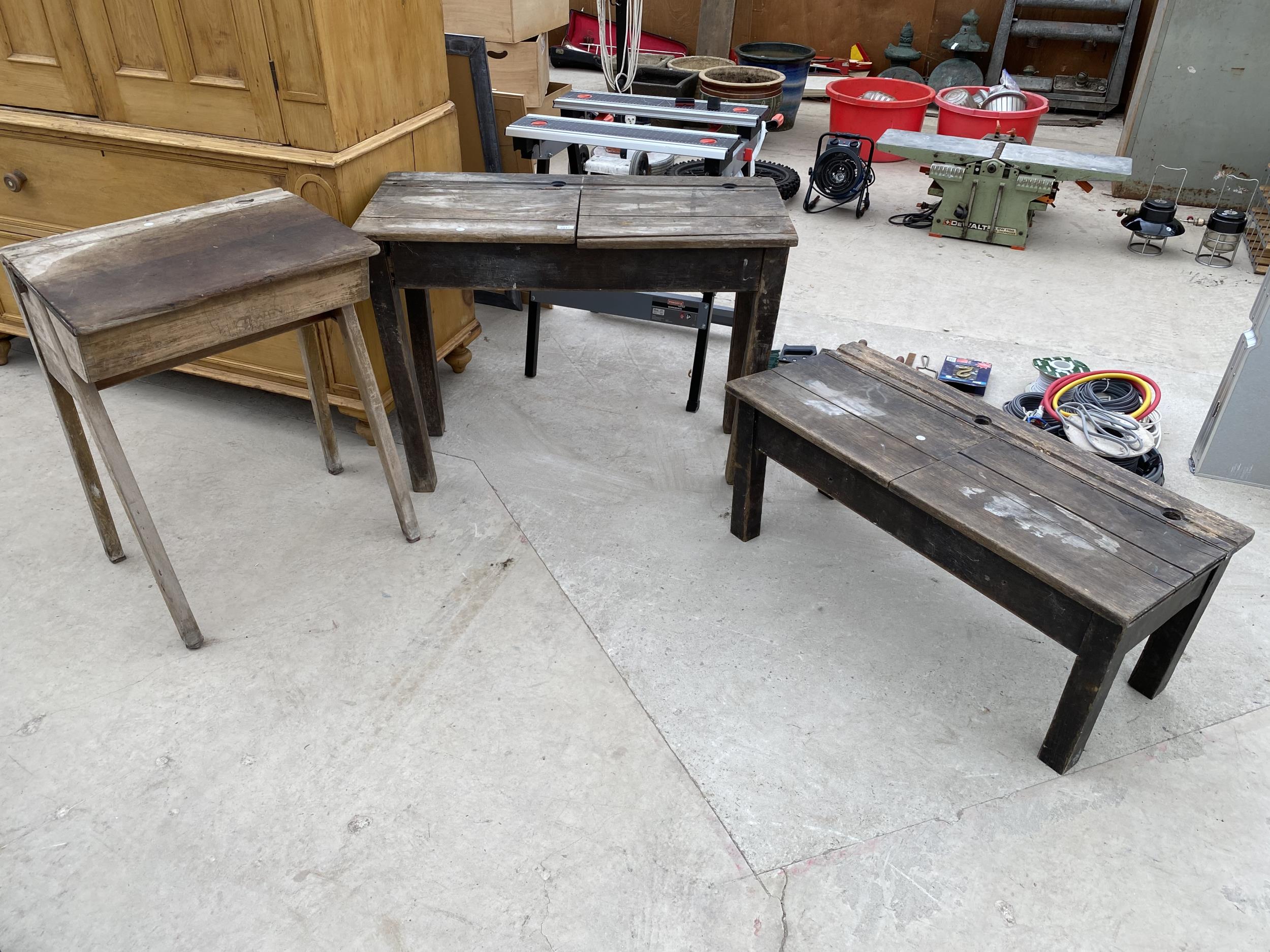 THREE VARIOUS MID 20TH CENTURY SCHOOL DESKS - Image 2 of 6