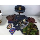 A COLLECTION OF RAF MEMORABILIA COMPRISING CAP, GLOVES, BELTS, FLASHES ETC