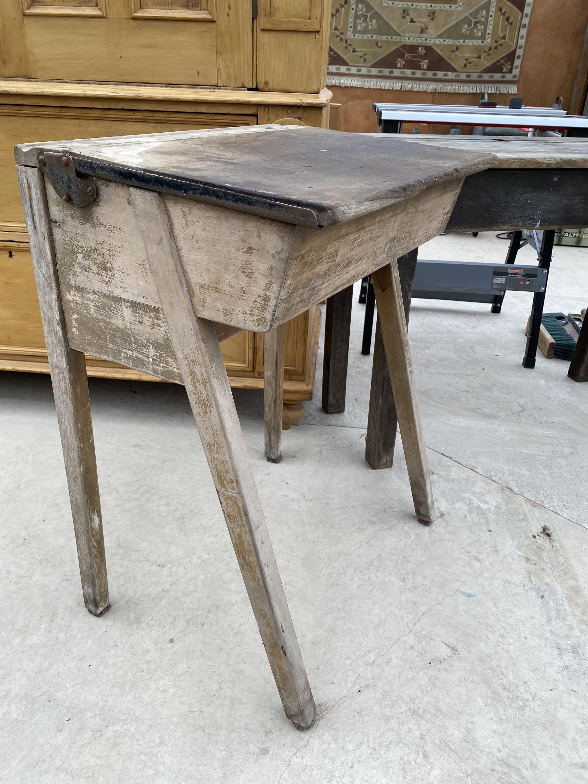 THREE VARIOUS MID 20TH CENTURY SCHOOL DESKS - Image 3 of 6