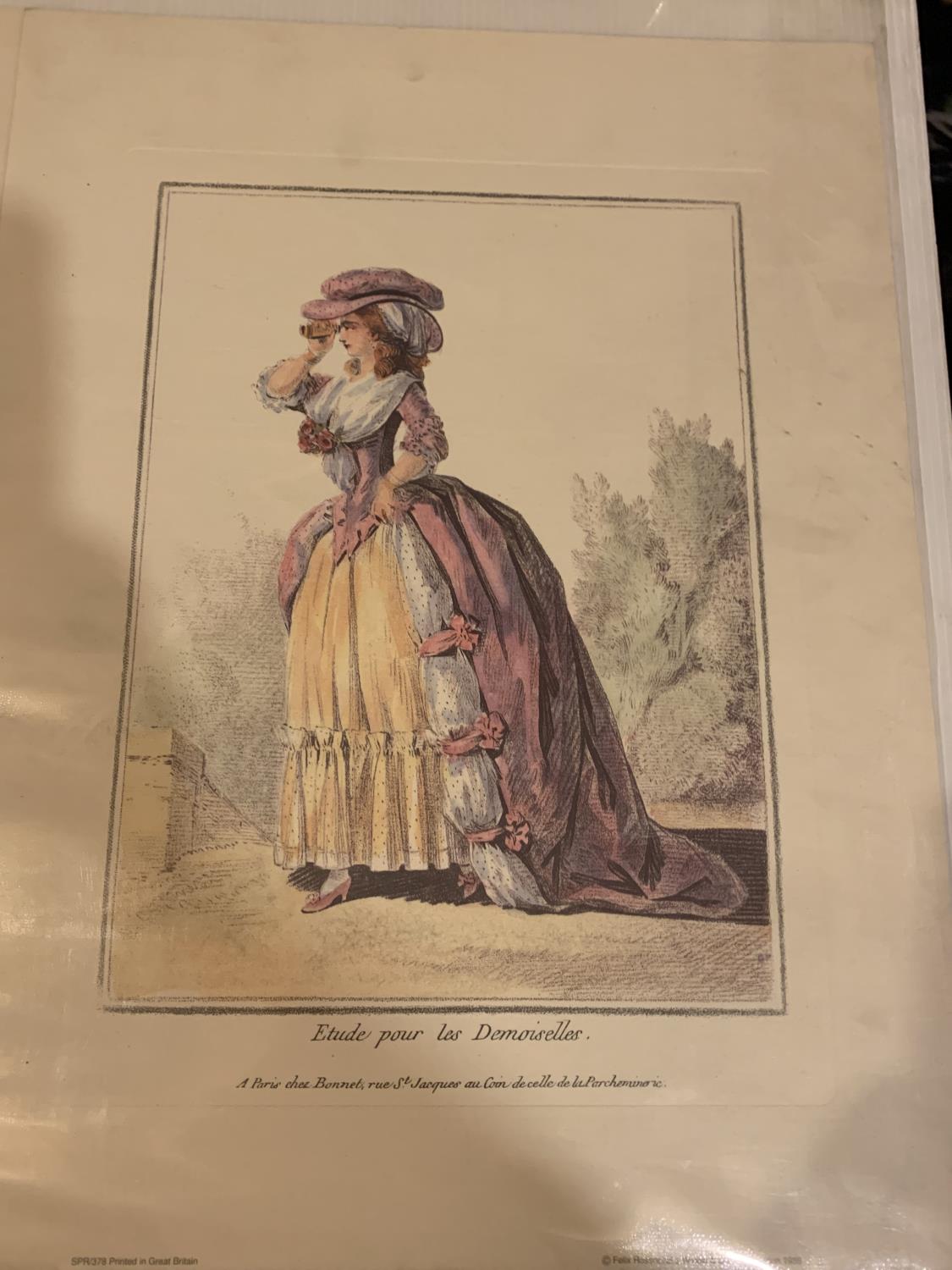 TWO PRINTS OF LADIES IN PERIOD DRESS - Bild 4 aus 6