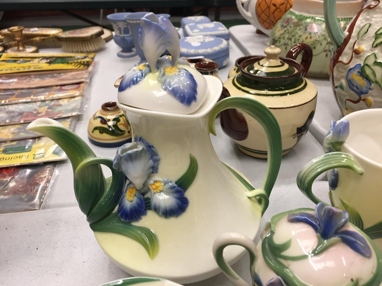 THREE PIECES OF FRANZ PORCELAIN AND FOUR PIECES OF GRAFF PORCELAIN - Bild 3 aus 5