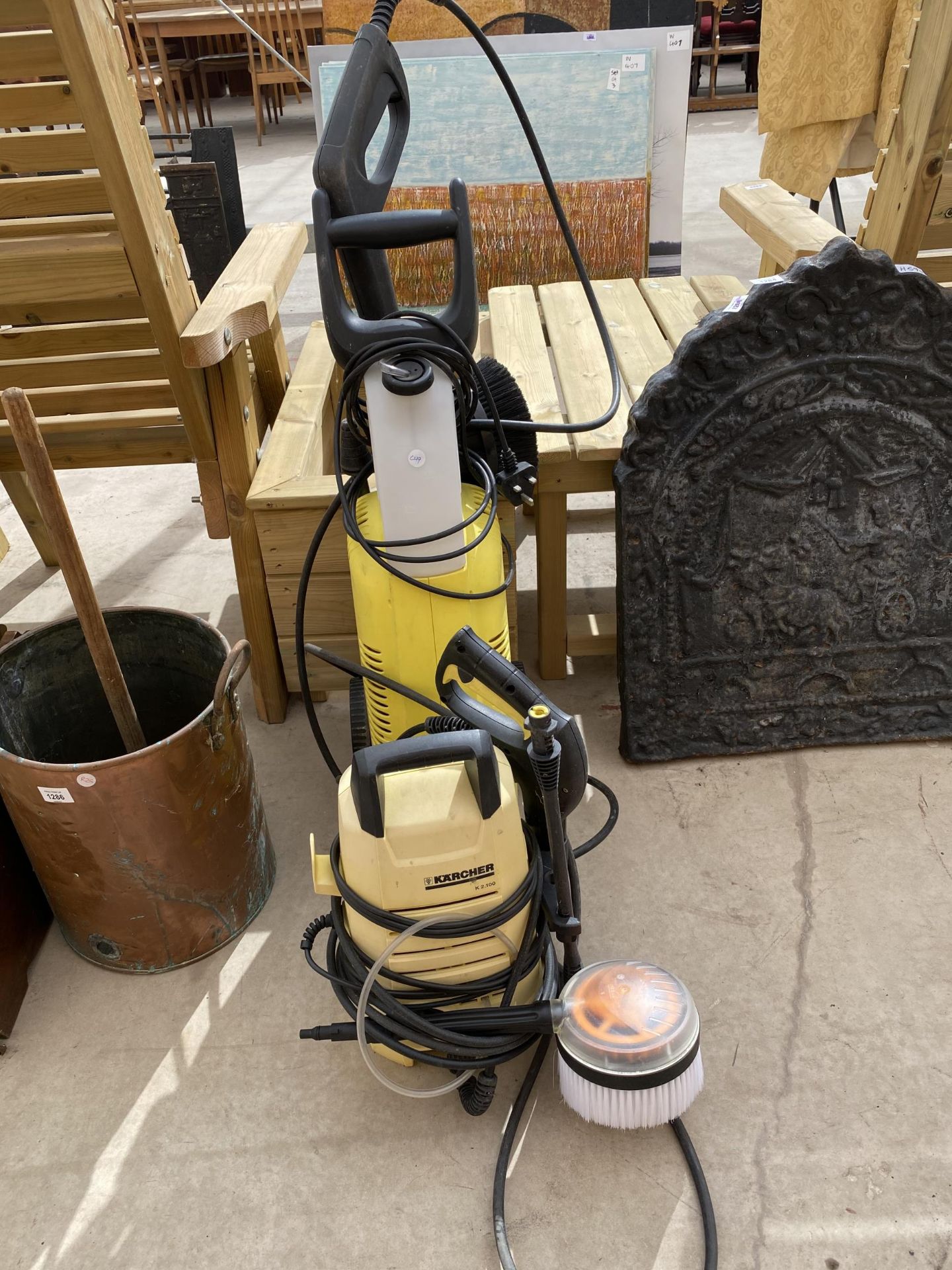 A KARCHER K2.100 PRESSURE WASHER AND A FURTHER POWER CRAFT PRESSURE WASHER