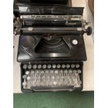 AN 'EVEREST' MADE IN ITALY VINTAGE PORTABLE TYPEWRITER MOD 90