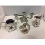 A SELECTION OF SILVER PLATED ITEMS TO INCLUDE A JUG, TWIN HANDLED VESSEL, CANDELABRA ETC