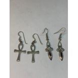 TWO PAIRS OF SILVER EARRINGS TO INCLUDE A CELTIC CROSS DESIGN