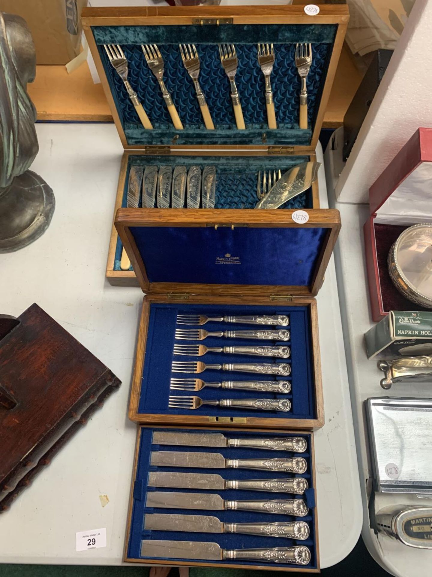 A MAPPIN & WEBB BOX CONTAINING FLATWARE AND FURTHER WOODEN BOX WITH FLATWARE