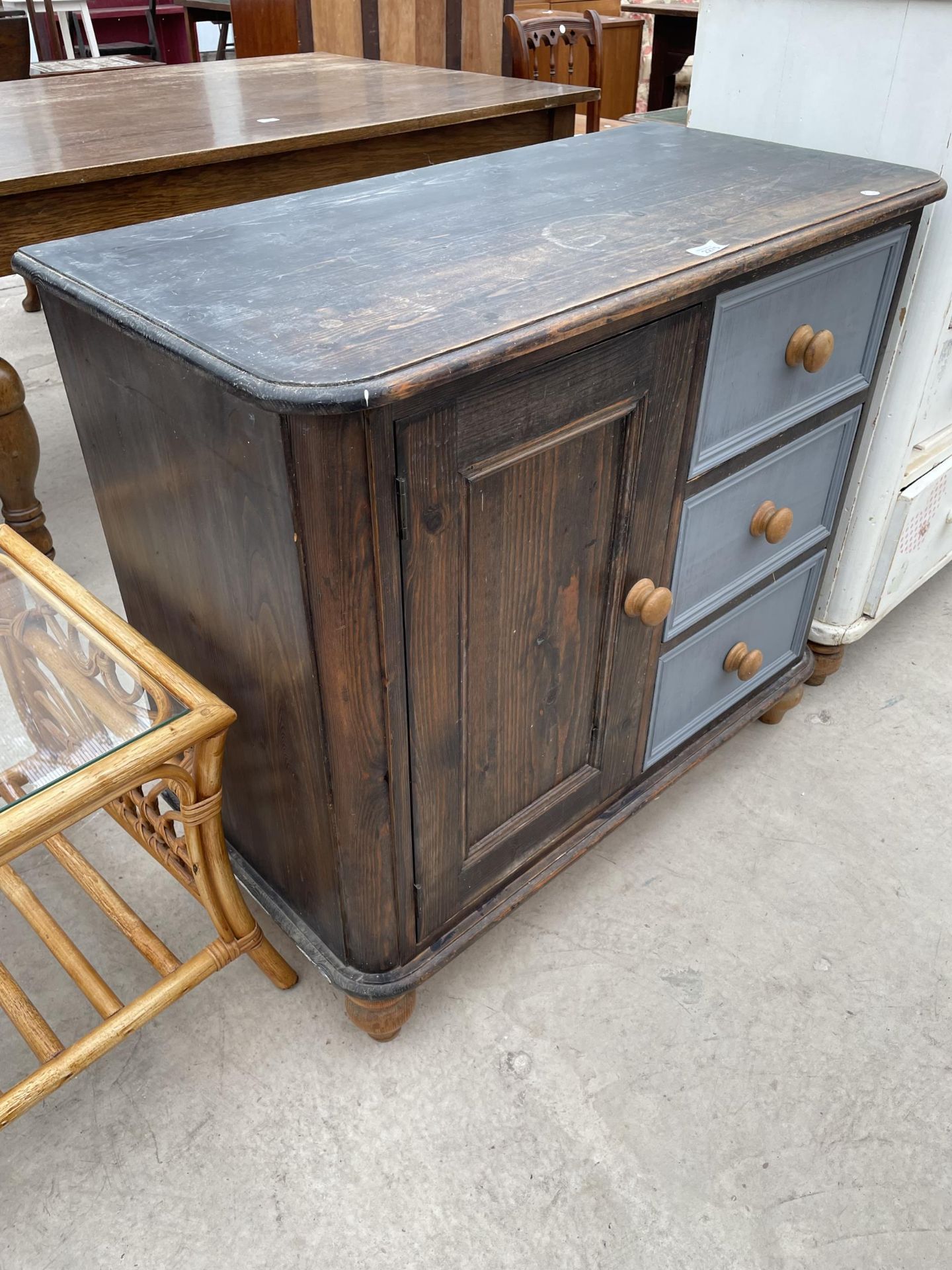 A MODERN PAINTED PINE CUPBOARD ENCLOSING THREE DRAWERS, 36" WIDE - Image 2 of 2