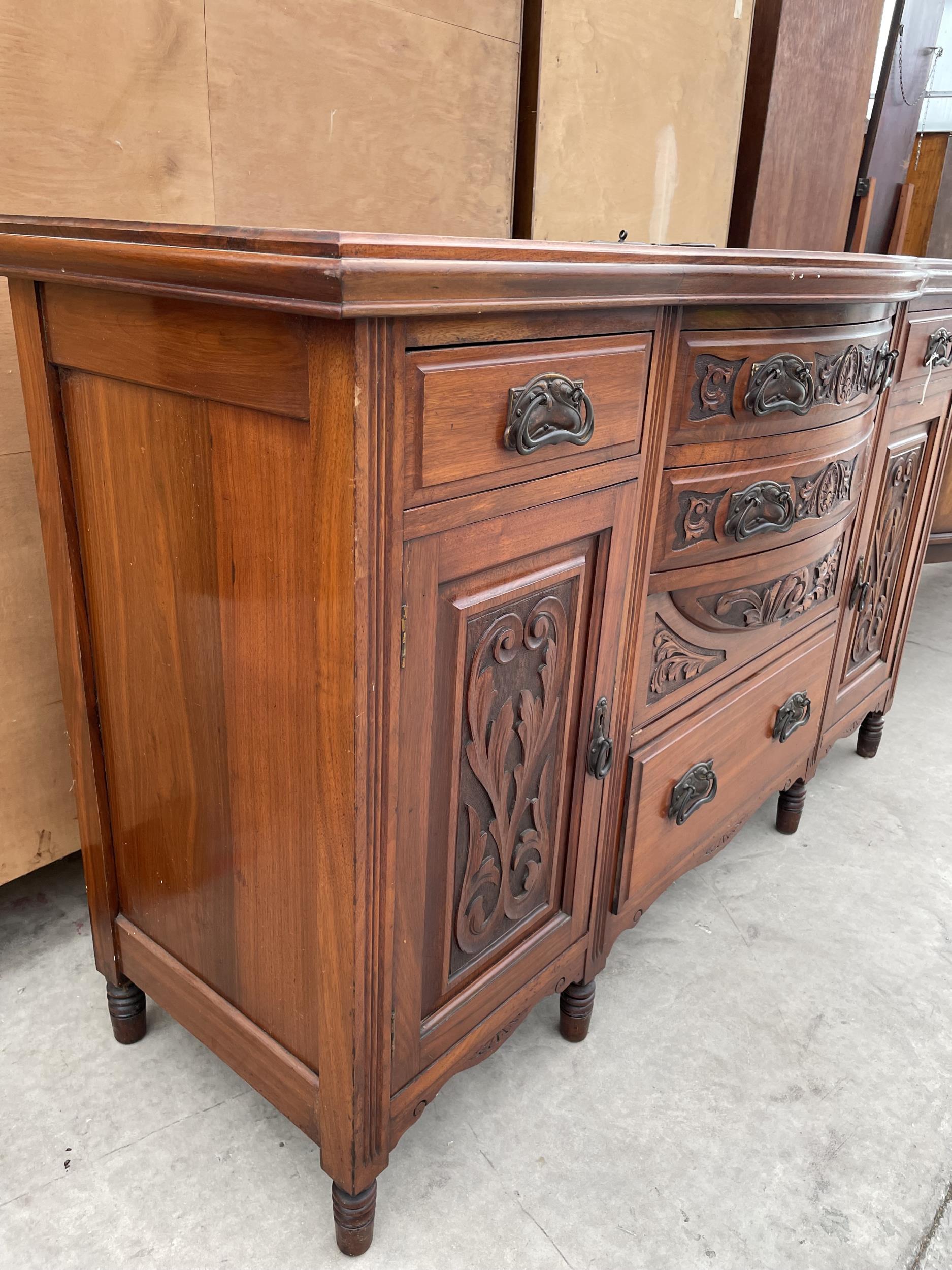 AN ART NOUVEAU MAHOGANY SIDEBOARD - 59" WIDE - Image 3 of 3