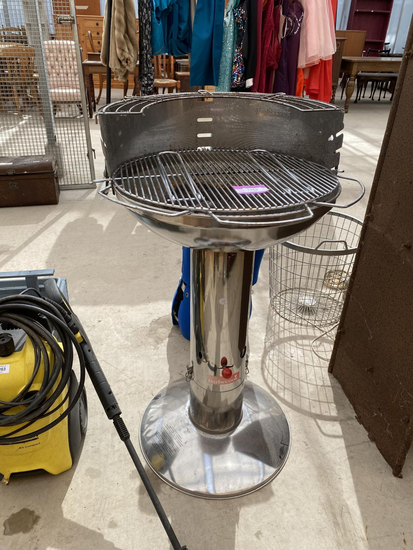 A STAINLESS STEEL BREVETTATO BARBCOOK BBQ