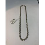 A SILVER TWISTED NECKLACE 16 INCHES LONG
