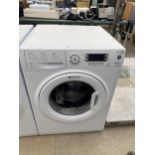 A WHITE HOTPOINT 10KG WASHING MACHINE