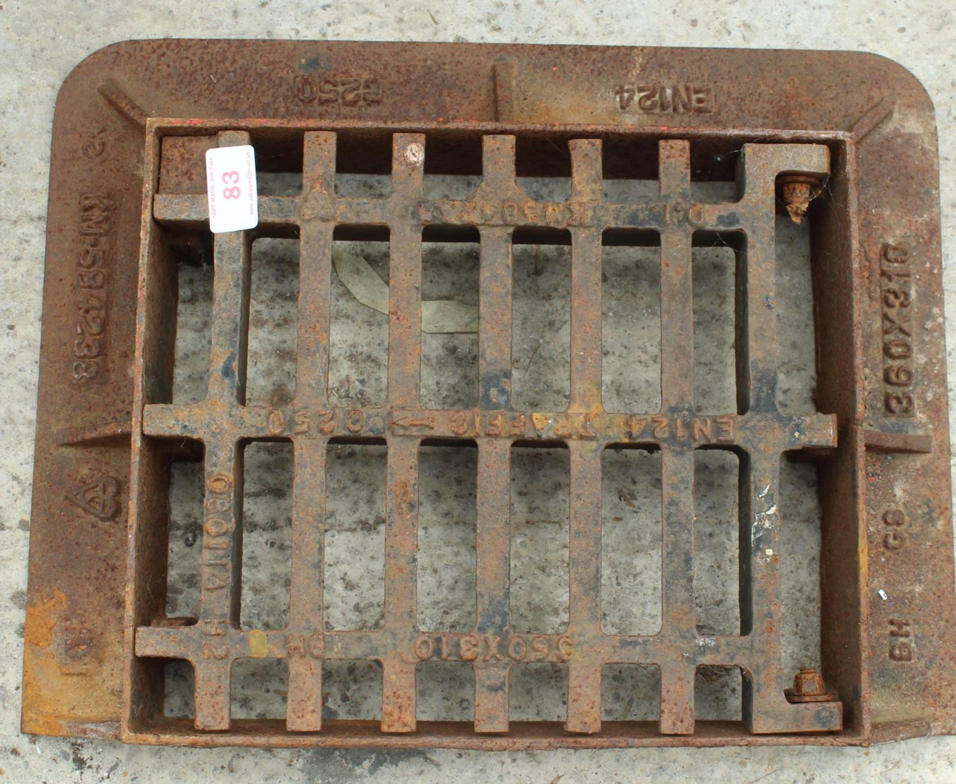 CAST IRON GRID NO VAT