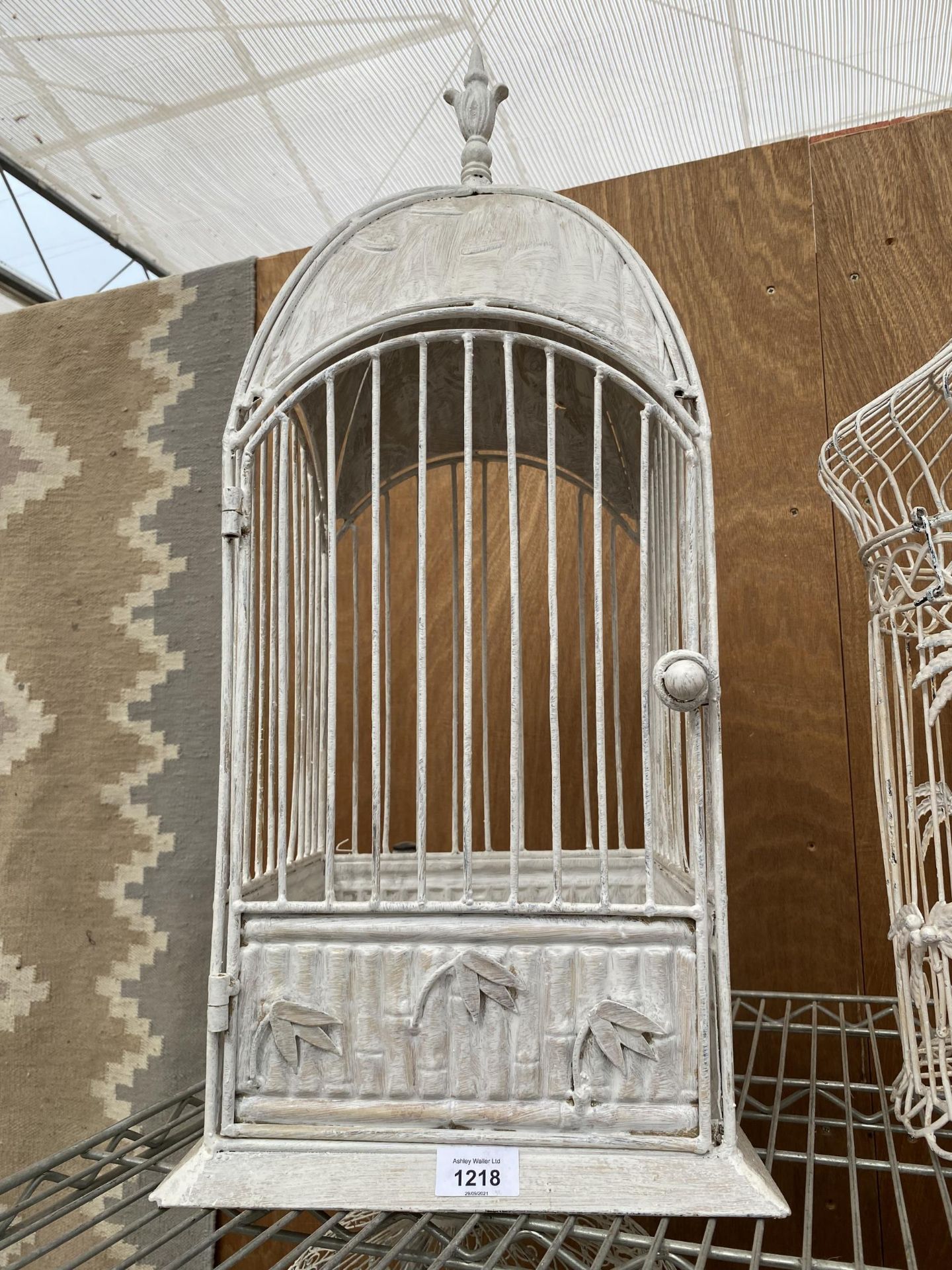 TWO DECORATIVE METAL BIRD CAGES - Image 4 of 5