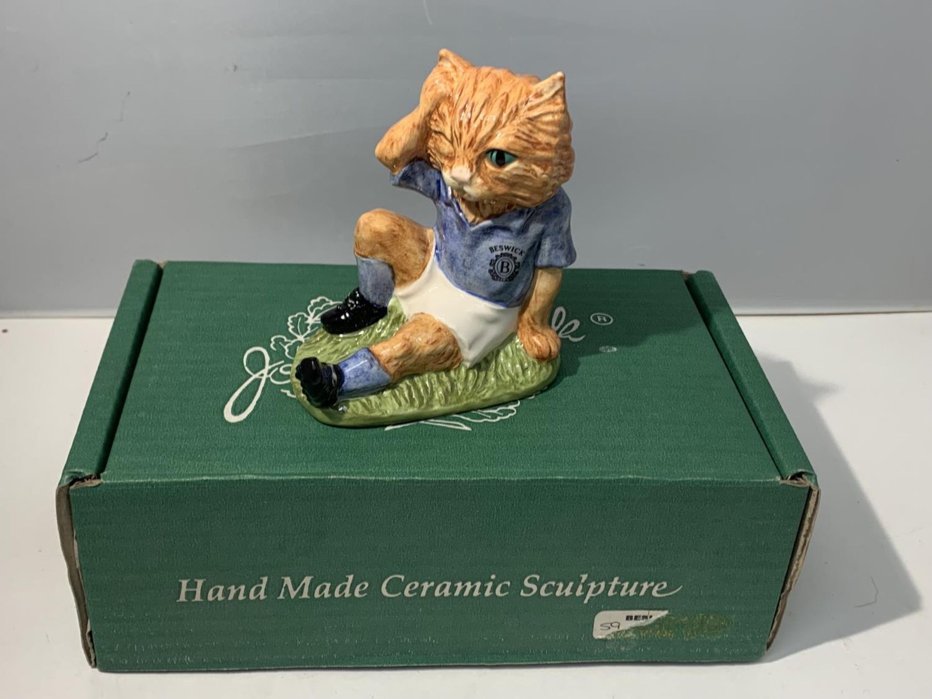 A BOXED LIMITED EDITION BESWICK MEE-OUCH CAT 740/1500