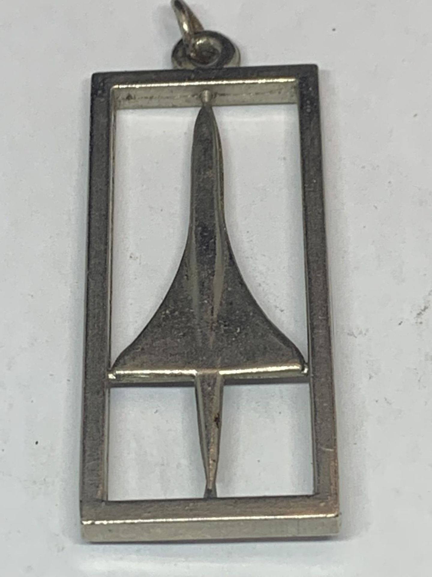 A BRITISH AIRWAYS CONCORDE PENDANT