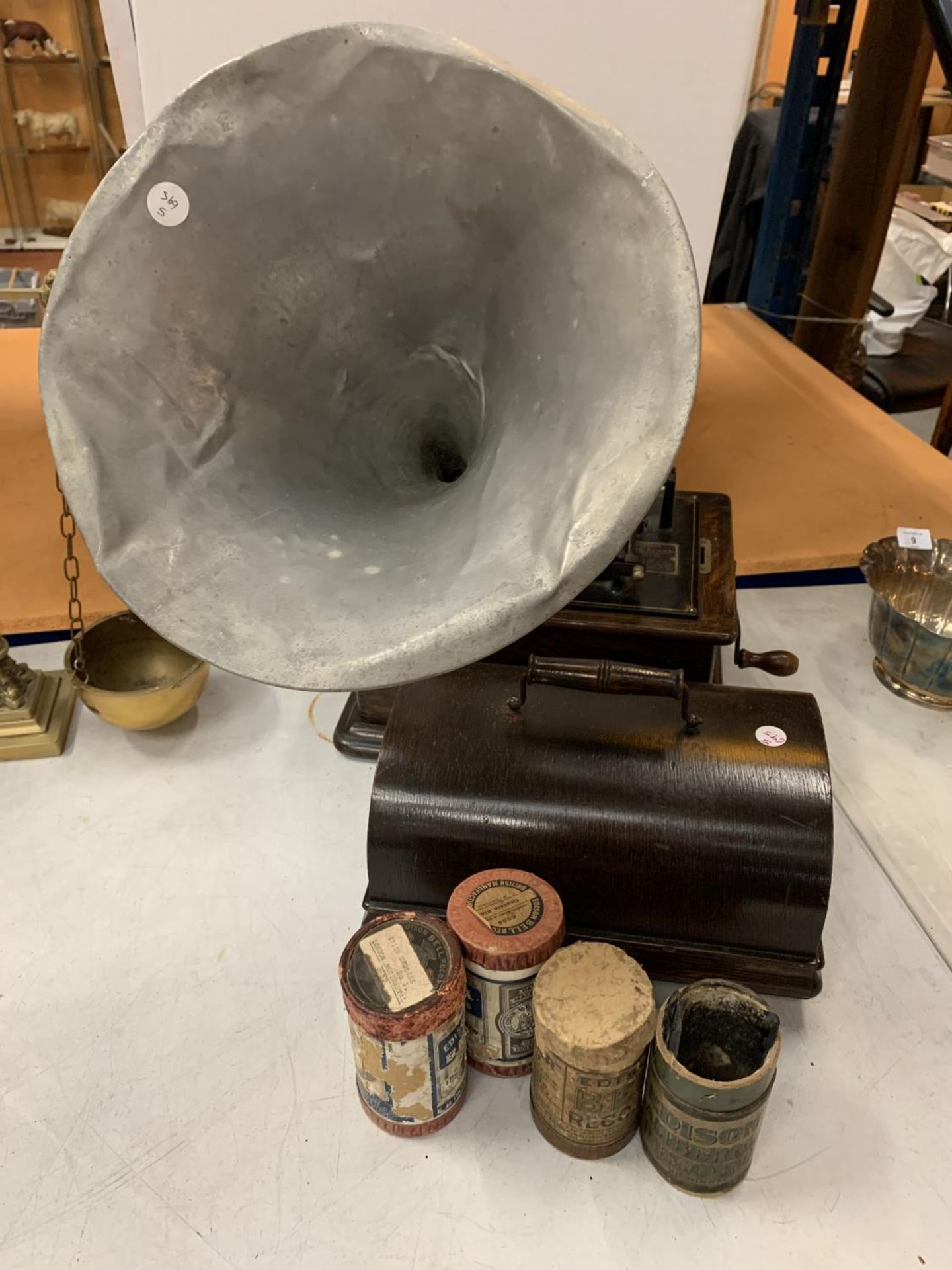 A THOMAS EDISON PHONOGRAPH WITH OAK CASE AND FOUR PHONOGRAPH CYLINDER CASES