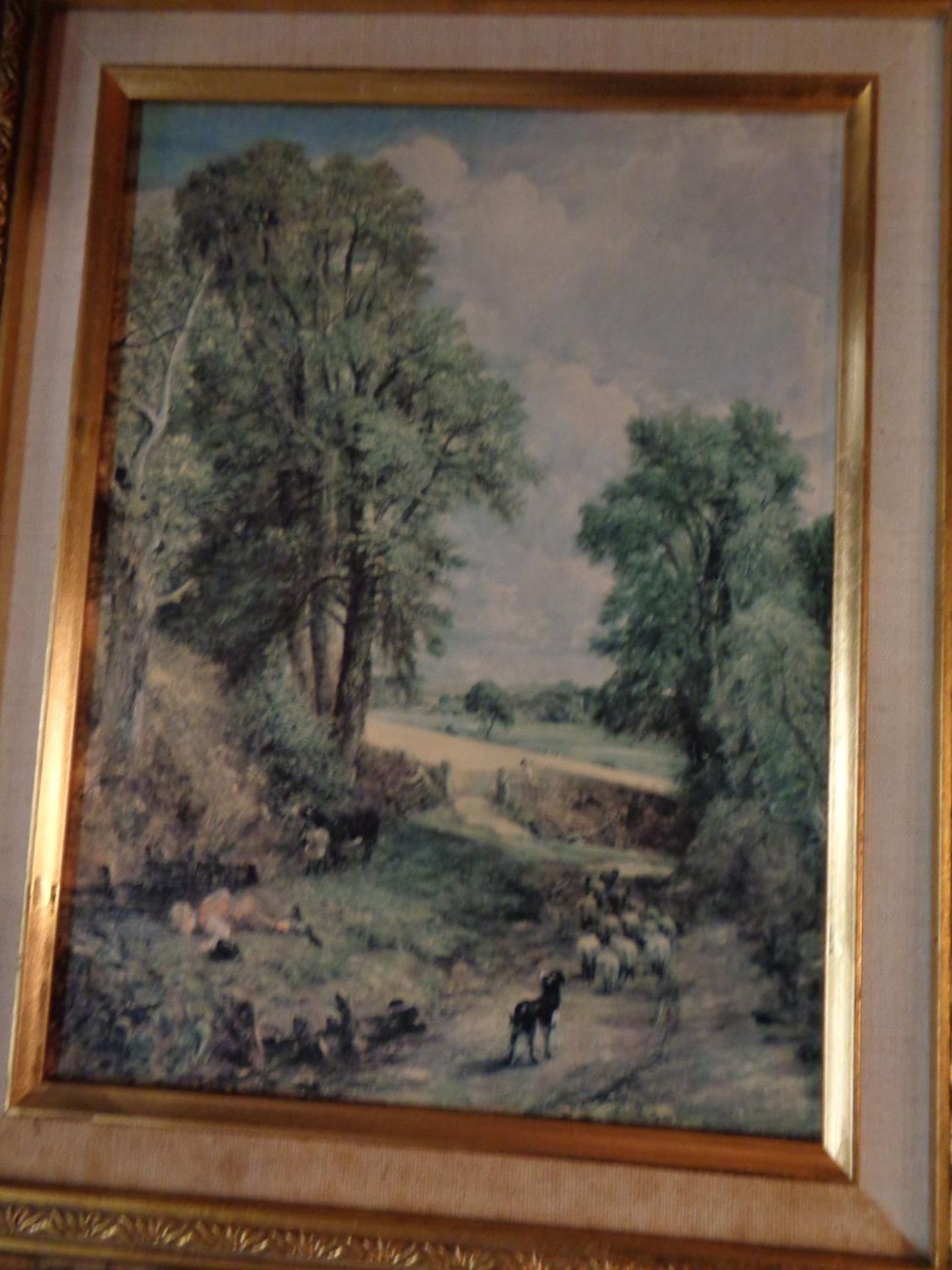 TWO 3D PICTURES ONE OF A COUNTRY SCENE AND ANOTHER OF FLOWERS AND A THIRD GILT FRAMED PICTURE OF A - Image 4 of 4