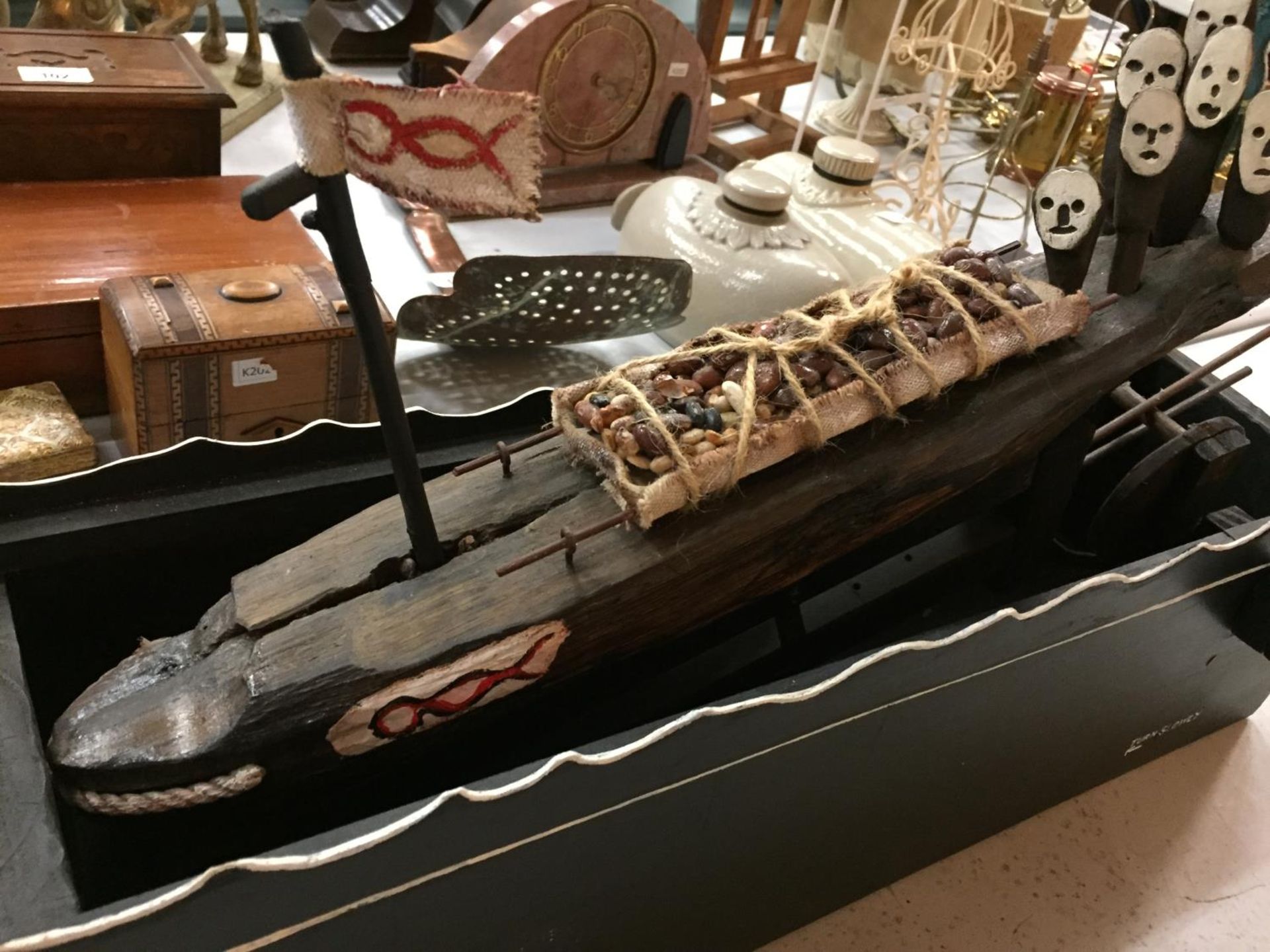 A WOODEN GHOST LIFE BOAT LENGTH 60CM WITH TURNING HANDLE - Image 4 of 4