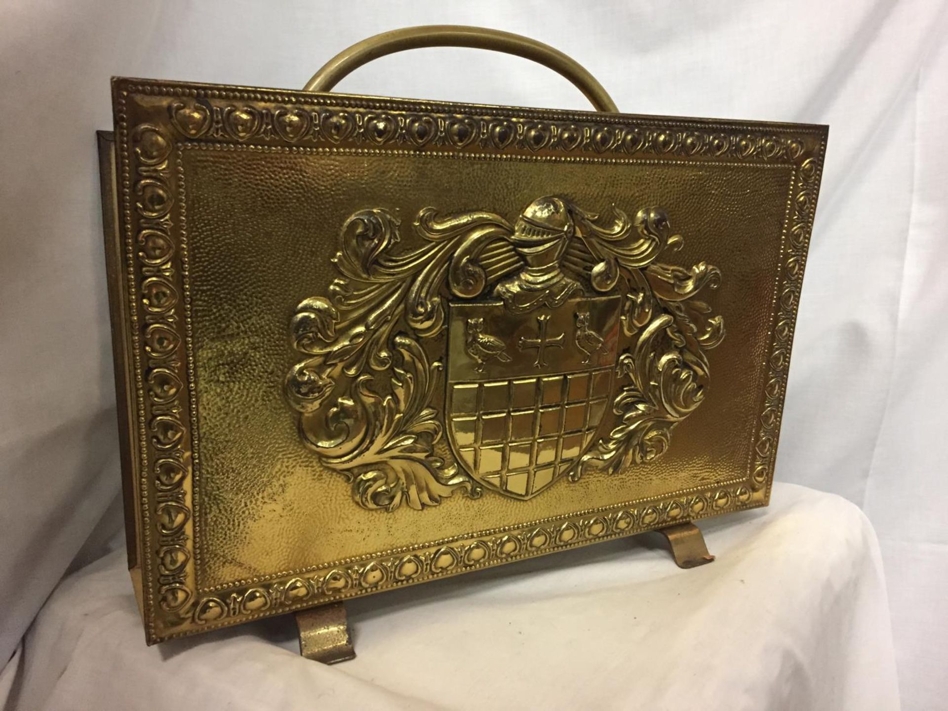 A VINTAGE BRASS MAGAZINE RACK - Image 2 of 3