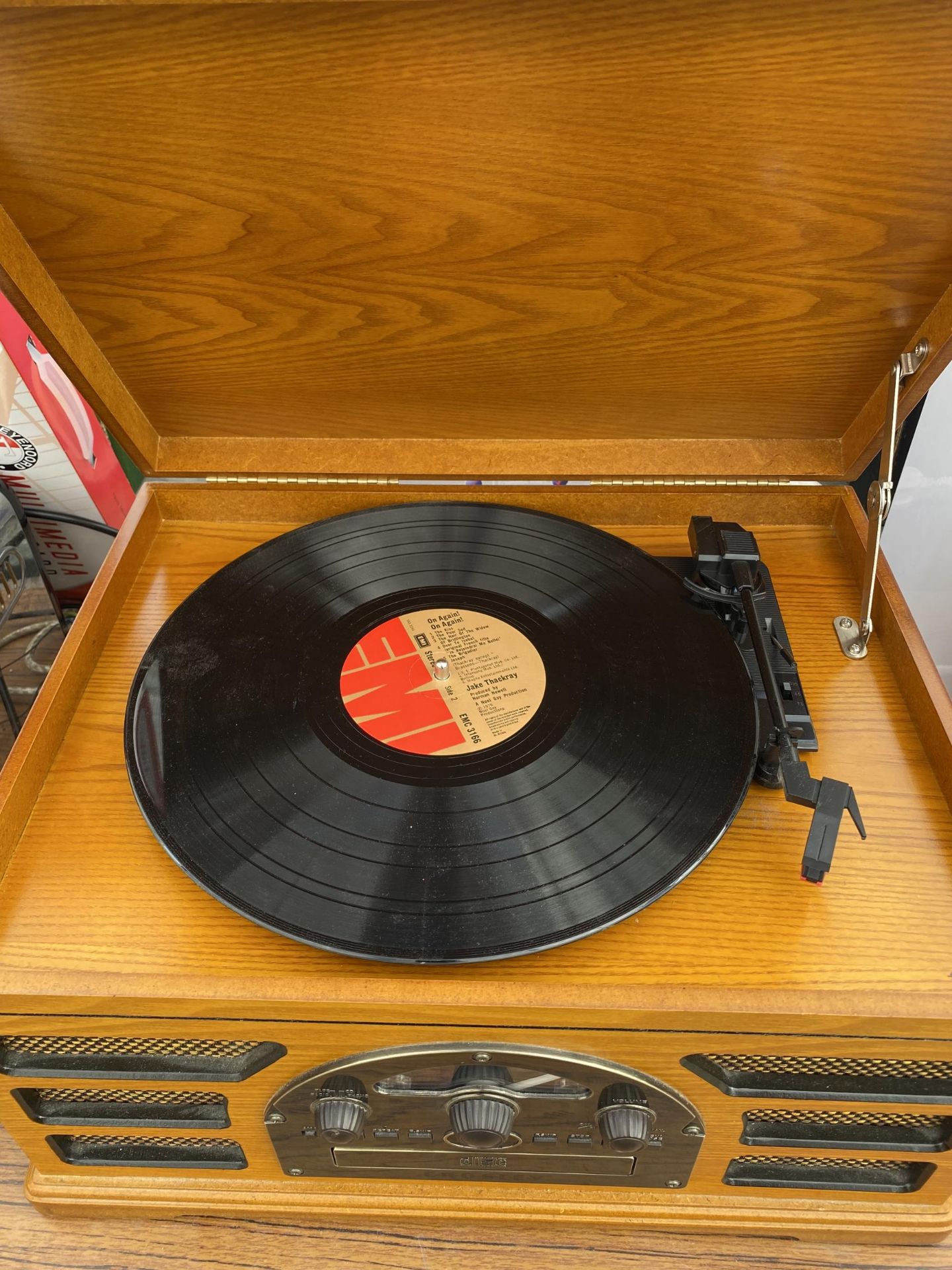 A CROSLEY RECORD PLAYER WITH WOODEN CASING - Image 4 of 4