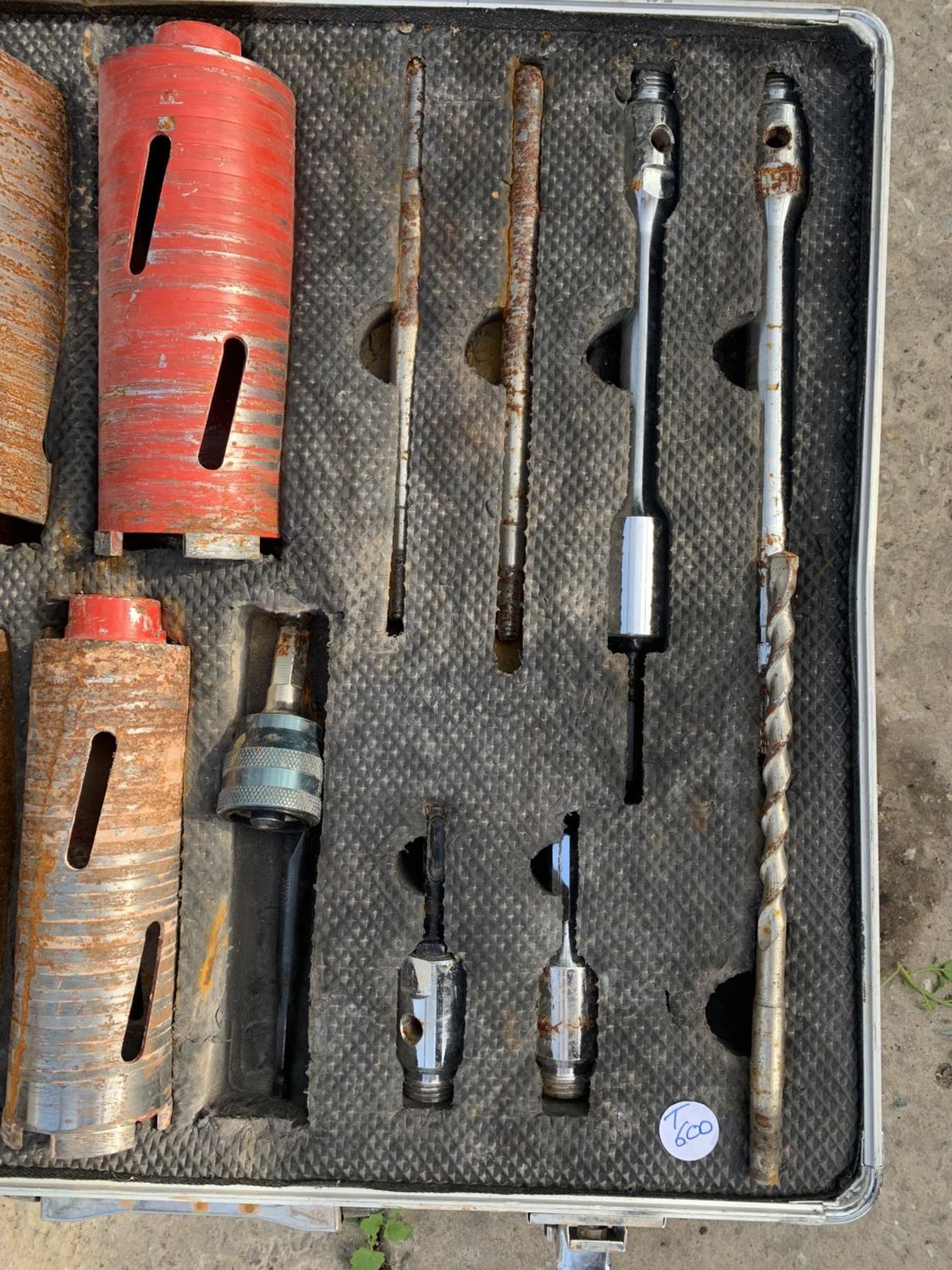 A DIAMOND CORE DRILL BIT SET WITH A METAL STORAGE CASE - NO VAT - Image 3 of 4