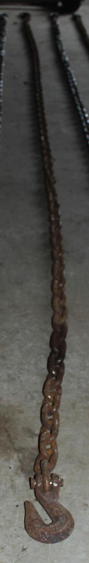 A CHAIN 14'6"IN LENGTH