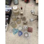 AN ASSORTMENT OF ITEMS TO INCLUDE A LIDDED URN, A LIDDED STEIN AND THREE FLAGGONS ETC