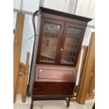 AN EDWARDIAN MAHOGANY BUREAU BOOKCASE WITH GLAZED AND LEADED UPPER PORTION, 40.5" WIDE