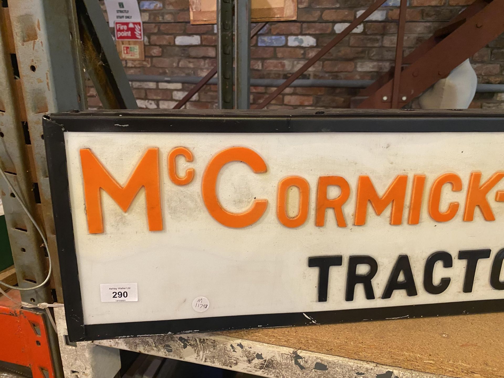 A McCORMICK-DEERING TRACTORS ILLUMINATED SIGN SIZE 85CM X 24.5CM - Image 2 of 4