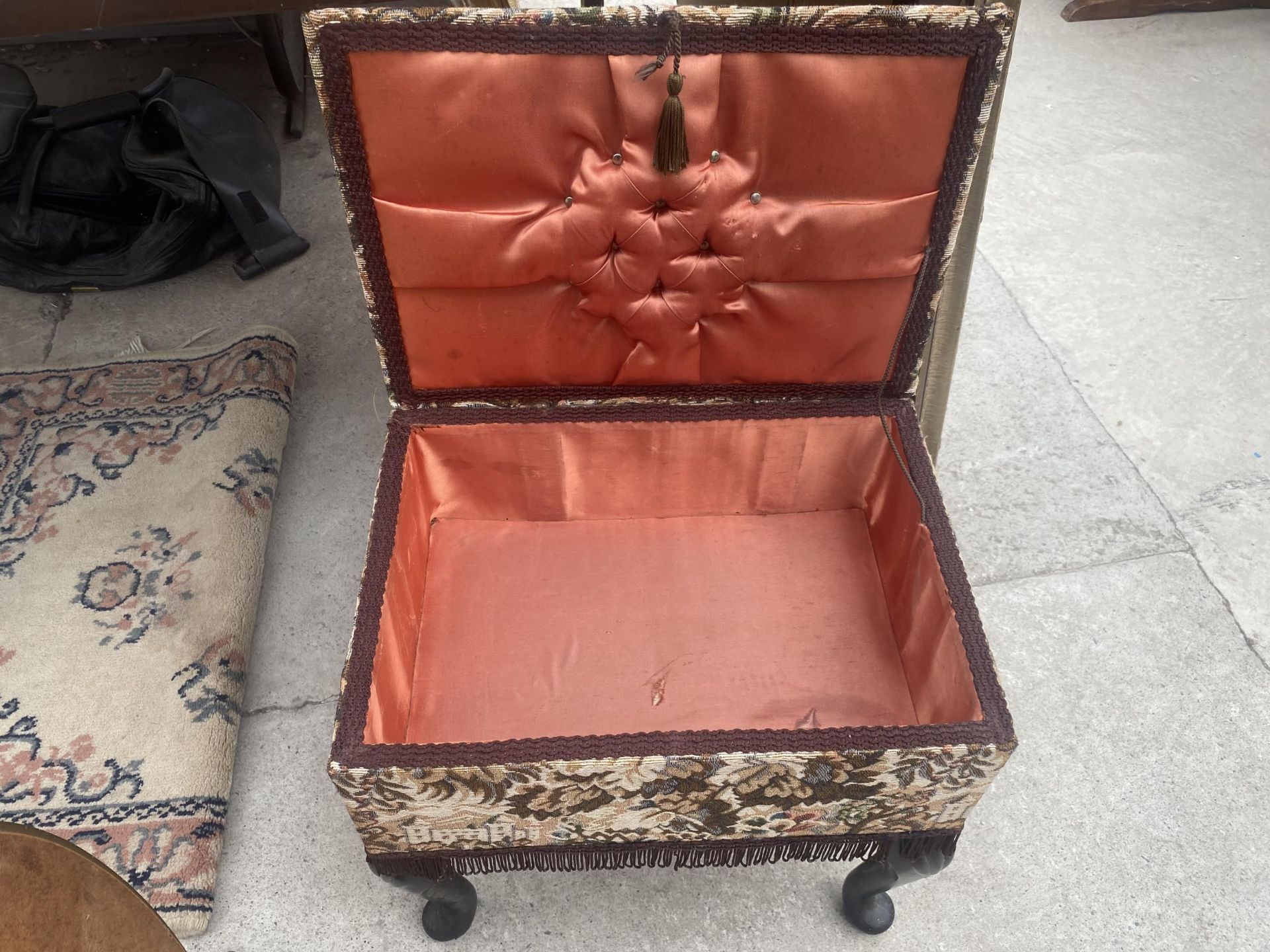 A DECORATIVE FRAMED MIRROR AND AN UPHOLSTERED LIDDED STOOL - Image 3 of 3