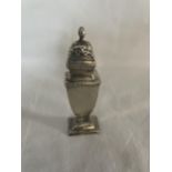 A HALLMARKED BIRMINGHAM SILVER PEPPER POT - 35 GRAMS