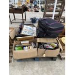 AN ASSORTMENT OF HOUSEHOLD CLEARANCE ITEMS TO INCLUDE BOOKS, CERAMICS AND SUITCASES ETC