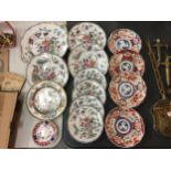 A COLLECTION OF SIXTEEN PLATES AND BOWLS TO INCLUDE FOUR IMARI, INDIAN TREE AND ORIENTAL EXAMPLES