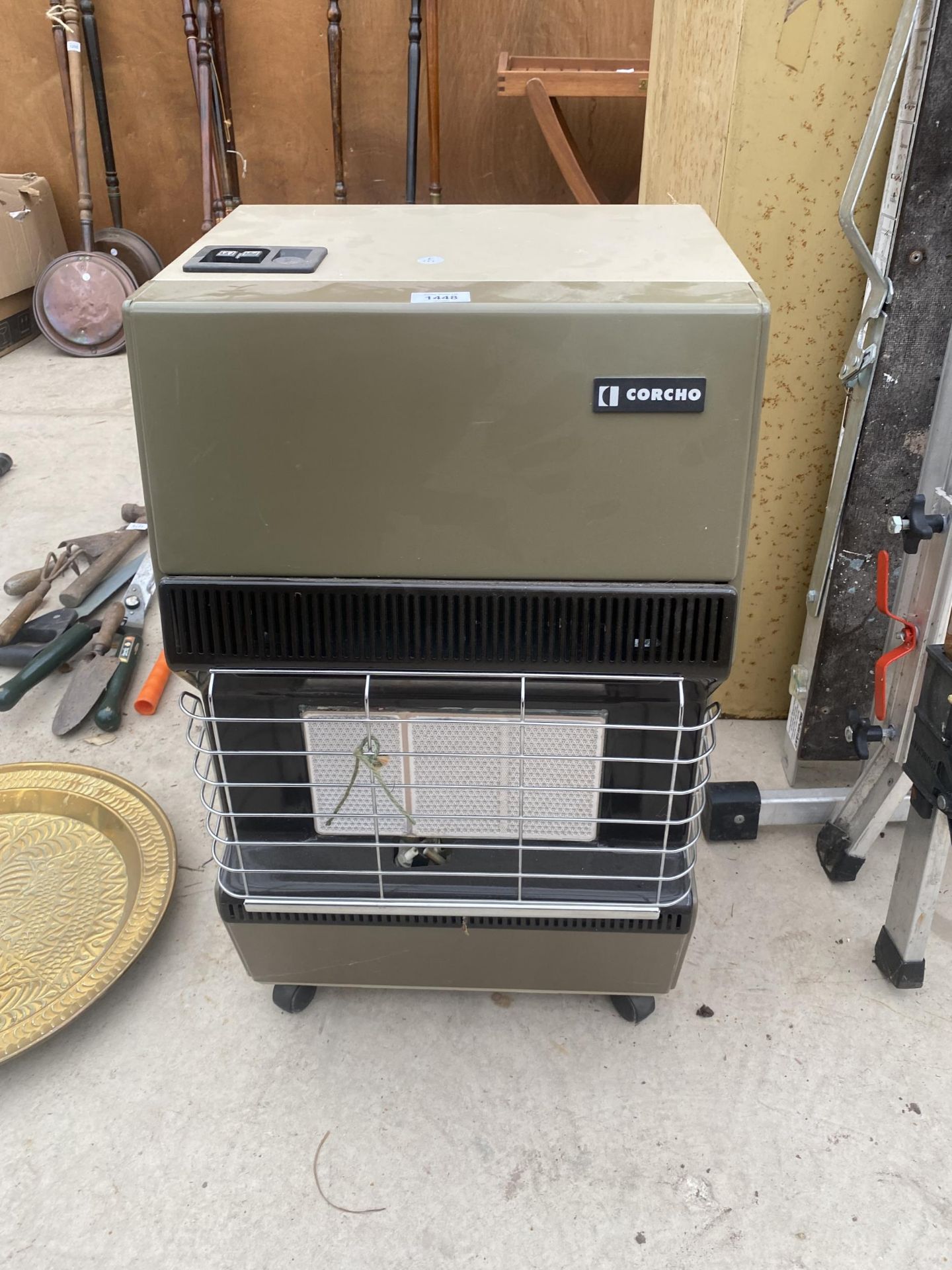 A CORCHO GAS HEATER