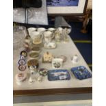 A QUANTITY OF CERAMIC ITEMS TO INCLUDE CHINA CUPS, PIN TRAYS, FIGURES, TRINKET BOXES ETC