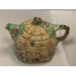 A ROYAL WINTON COUNTRY GARDEN BEE TEA POT