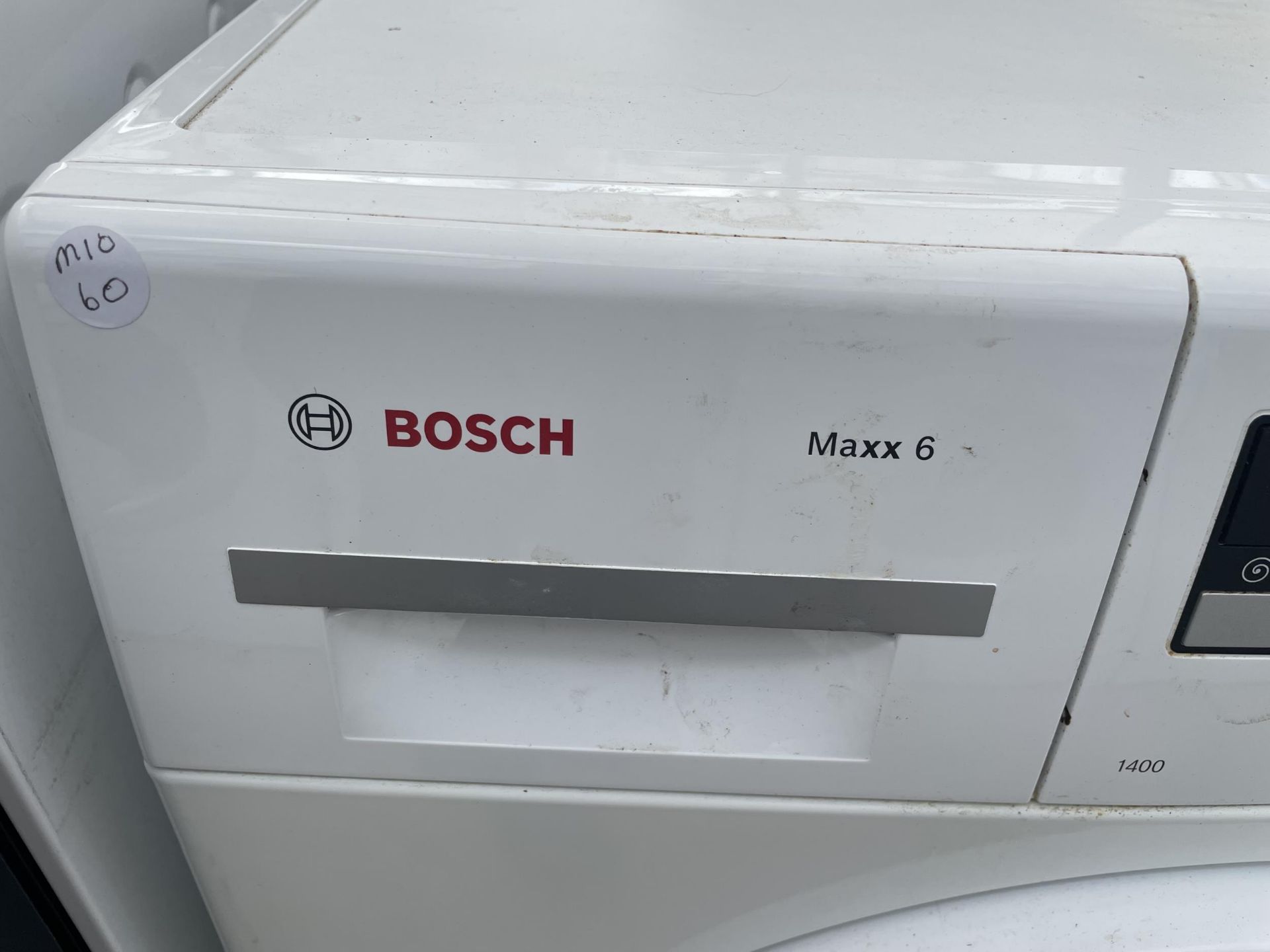A WHITE BOSCH MAXX6 WASHING MACHINE - Image 2 of 3