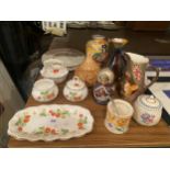 A COLLECTION OF CERAMICS TO INCLUDE QUEENS VIRGINIA STRAWBERRY ITEMS, A RUSSIAN STACKING DOLL, POOLE