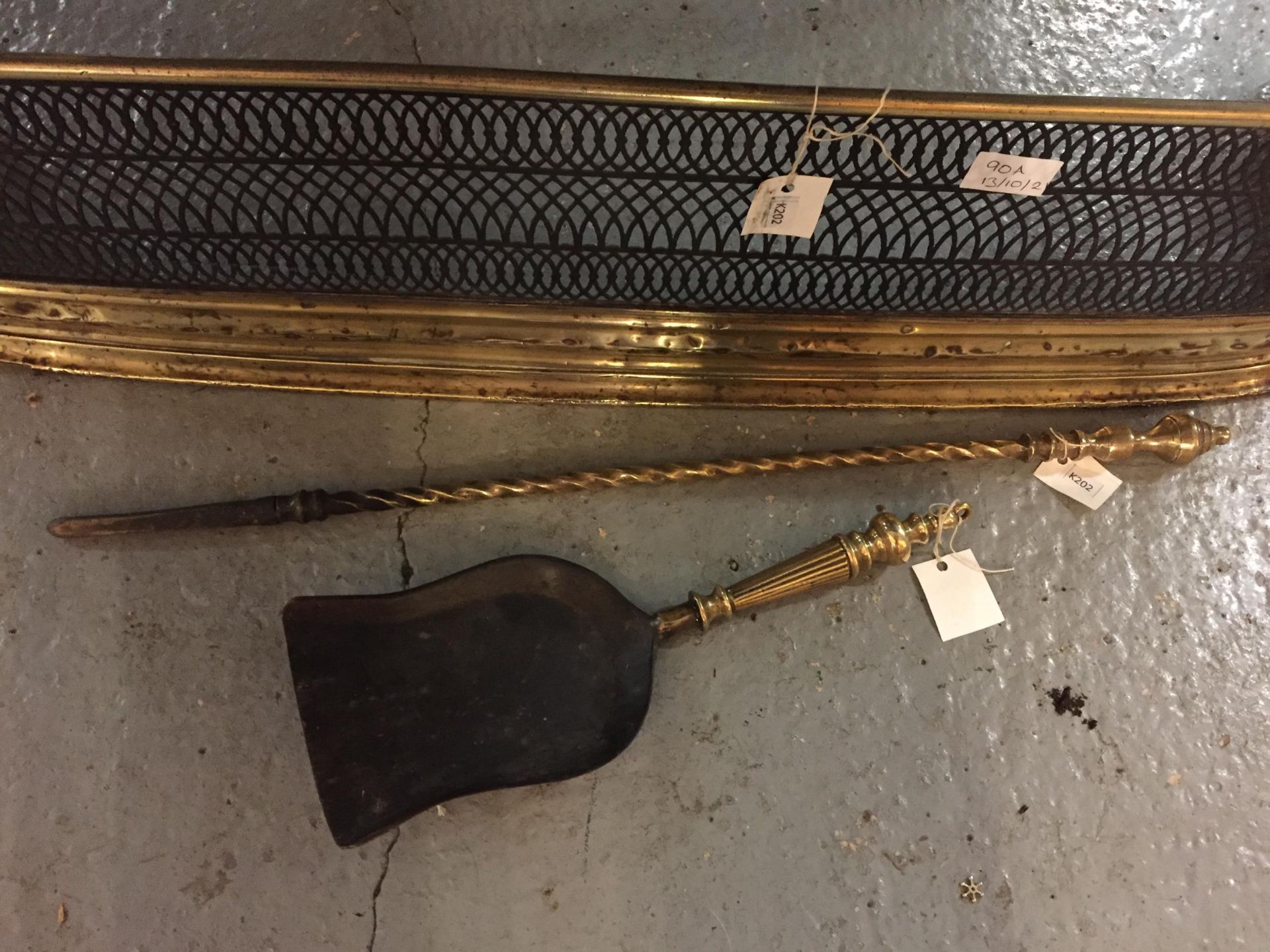 A BRASS FIRE FENDER, POKER AND SHOVEL - Image 3 of 4