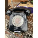 A VINTAGE BLACK 1960/70s RETRO TELEPHONE