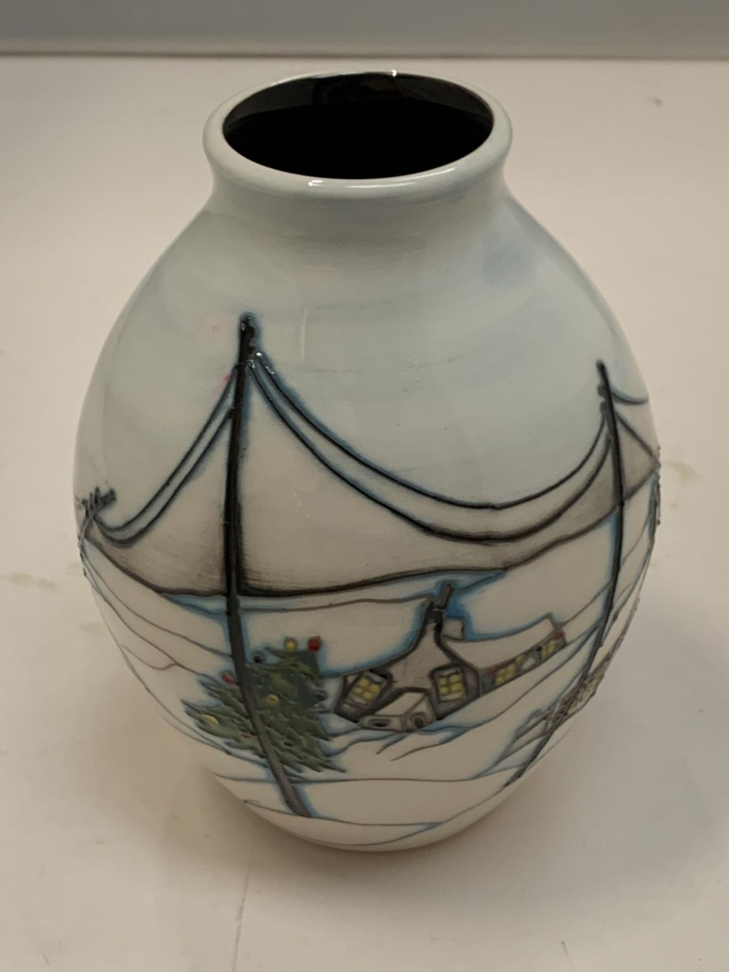 A MOORCROFT HOME FOR CHRISTMAS VASE 5 INCHES TALL