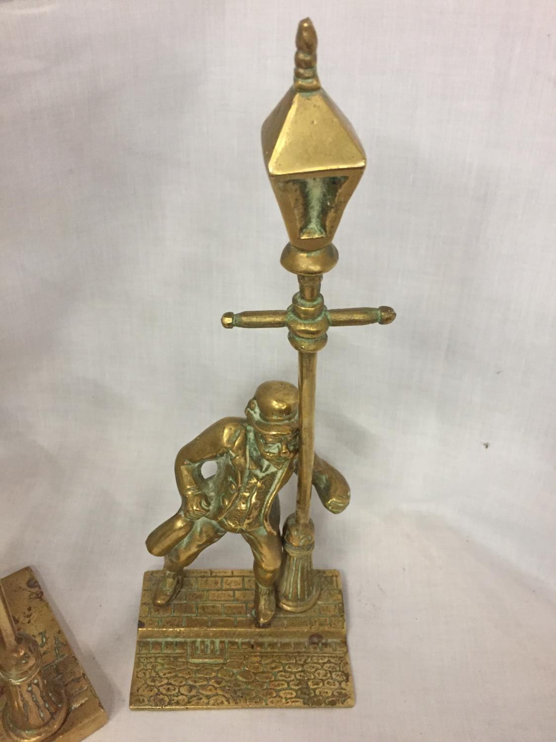 TWO BRASS FIGURES, ONE OF A STREETLAMP LIGHTER WITH DOG AND ONE OF A DRUNKEN MAN - Image 4 of 5