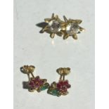 TWO PAIRS OF 9 CARAT GOLD FLOWER DESIGN EARRINGS GROSS WEIGHT 4.6 GRAMS