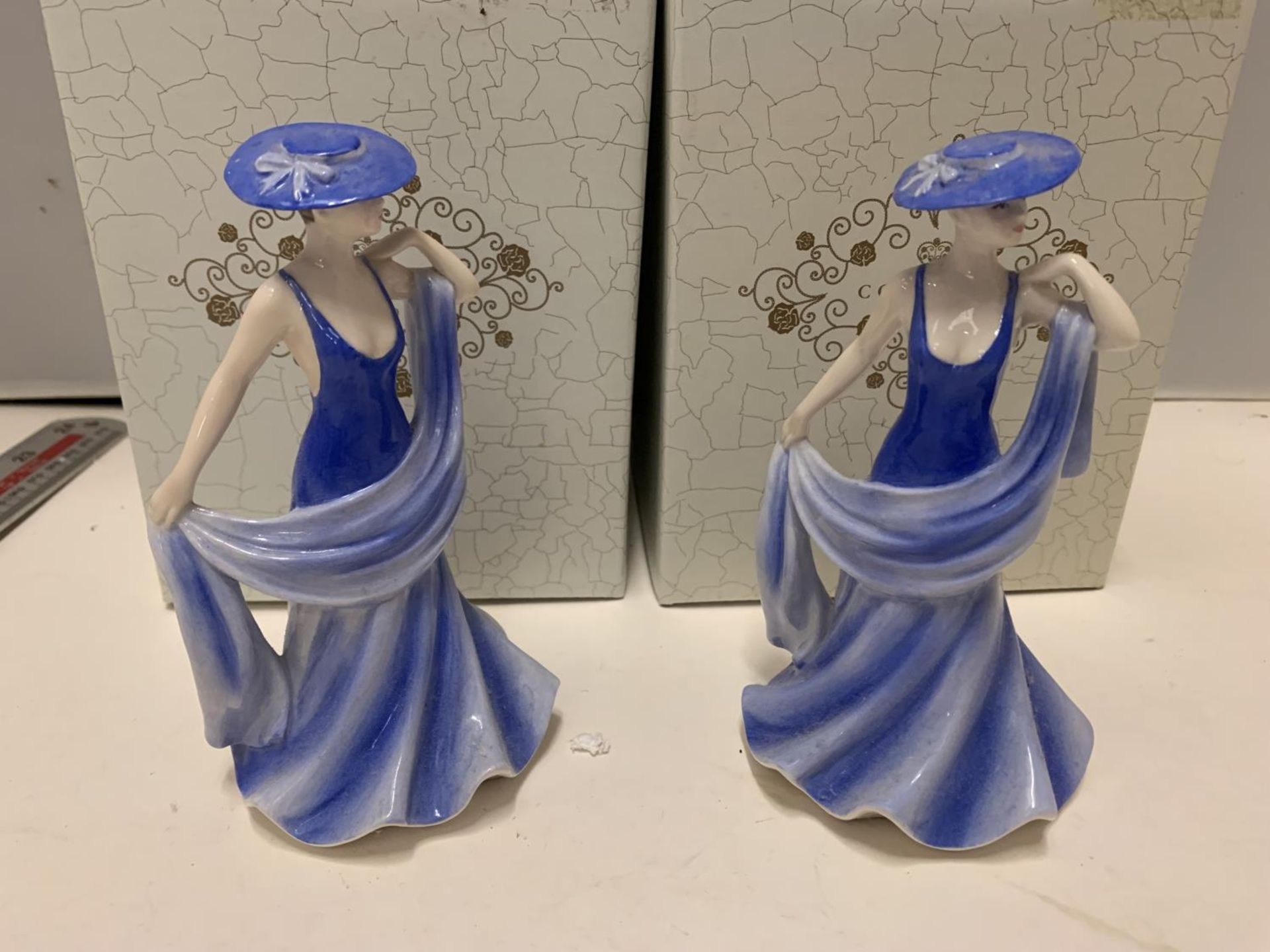 TWO BOXED COALPORT FIGURINES HEART TO HEART SOMEONE SPECIAL - Image 2 of 4