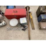AN ASSORTMENT OF ITEMS TO INCLUDE A TOOL BOX, A FLOODLIGHT AND VARIOUS TOOLS ETC